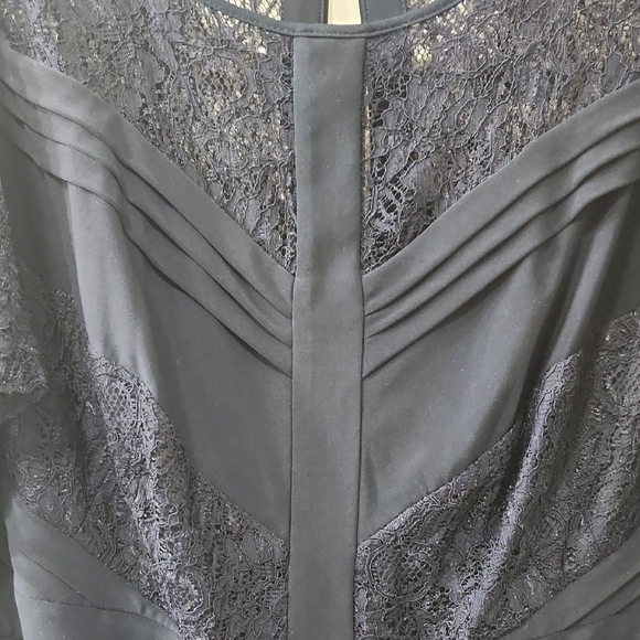 Adrianna Papell Navy Sheath Cocktail Dress with Lace Overlay Bodice - 18W - Picture 6 of 10